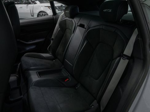Used 2022 Porsche Taycan GTS AWD/4WD image 33