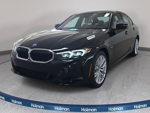 Used 2023 BMW 330e w/ Premium Package image 1