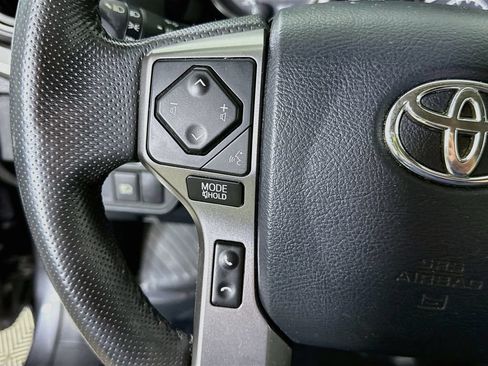 Used 2019 Toyota Tacoma SR5 RWD image 19
