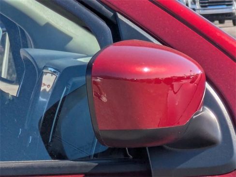 Used 2023 Nissan Frontier SV w/ SV Convenience Package image 13