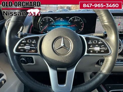 Used 2022 Mercedes-Benz GLB 250 4MATIC w/ Premium Package Lite image 22