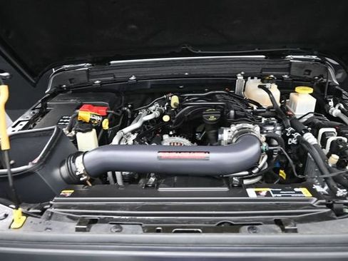 Used 2022 Jeep Gladiator Sport AWD/4WD image 22