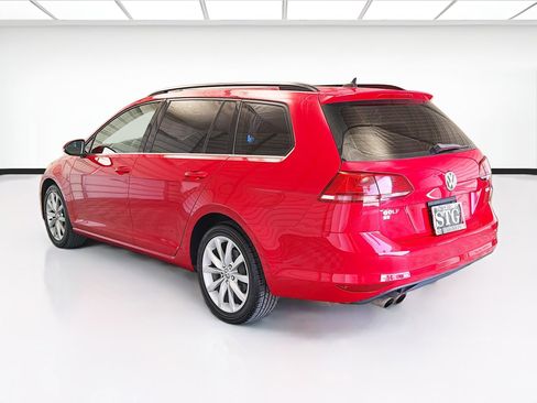 Used 2017 Volkswagen Golf SE FWD image 6