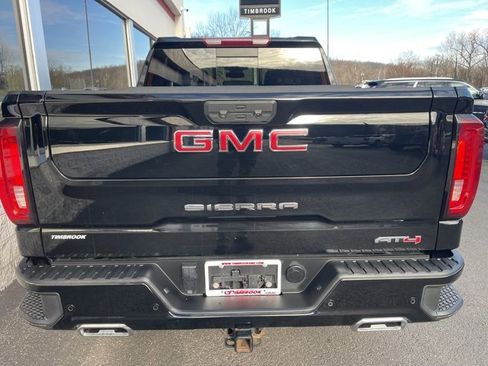 Used 2023 GMC Sierra 1500 AT4 w/ AT4 Premium Package image 11