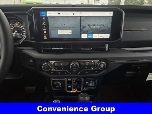 New 2025 Jeep Gladiator Sport image 13