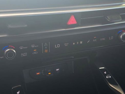 New 2026 Kia Sorento EX image 39