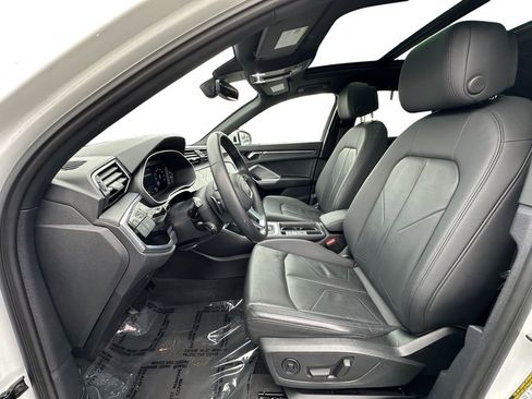 Used 2023 Audi Q3 2.0T Premium image 9