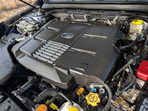 Used 2016 Subaru Outback 3.6R Limited image 33