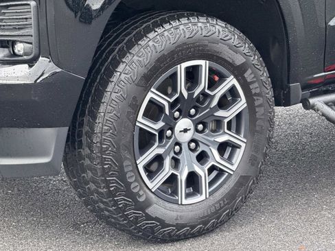 Used 2023 Chevrolet Colorado Z71 w/ Z71 Convenience Package 2 image 29