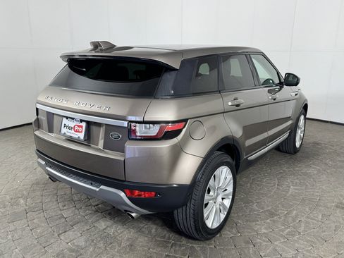 Used 2019 Land Rover Range Rover Evoque HSE image 8
