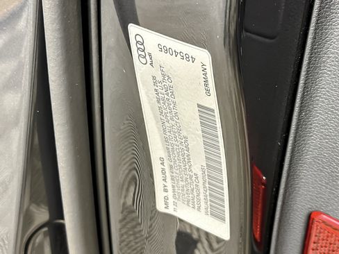 Used 2023 Audi A4 2.0T Premium w/ Convenience Package image 25