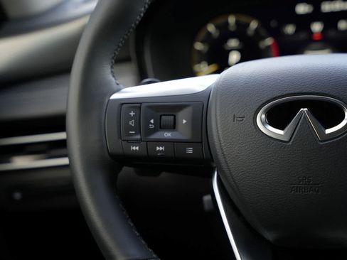 Used 2026 INFINITI QX60 Luxe w/ Cargo Package FWD image 9