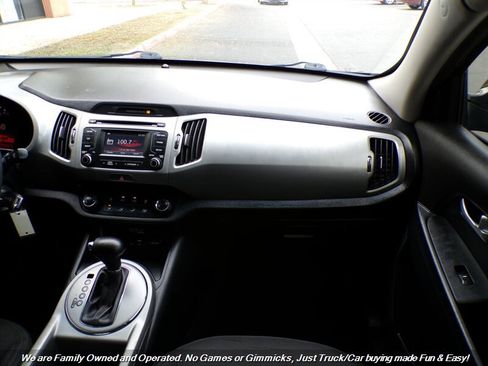 Used 2015 Kia Sportage LX image 31