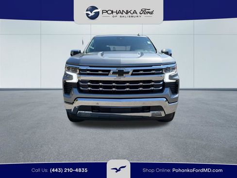 Used 2024 Chevrolet Silverado 1500 LTZ w/ LTZ Premium Package AWD/4WD image 3