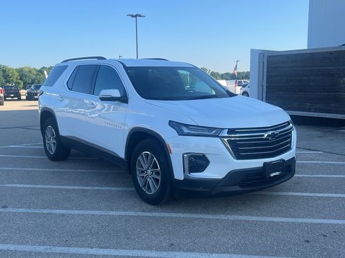 Used 2023 Chevrolet Traverse LT w/ LPO, Floor Liner Package AWD/4WD image 8