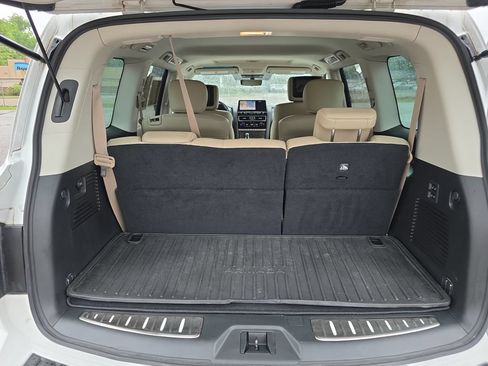 Used 2023 Nissan Armada Platinum w/ Captain's Chairs Package AWD/4WD image 38