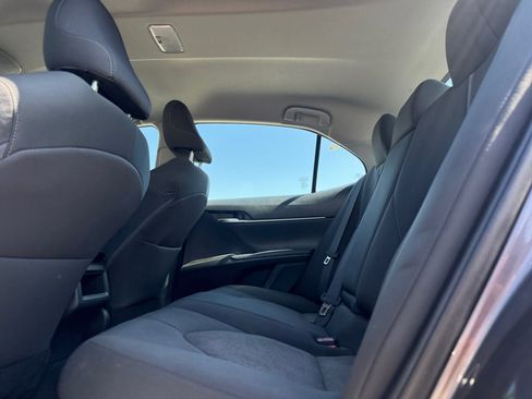 Used 2022 Toyota Camry LE w/ Cold Weather Package image 17