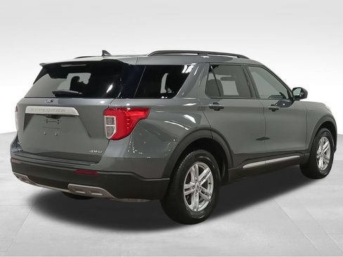 Certified 2023 Ford Explorer XLT w/ Equipment Group 202A AWD/4WD image 3