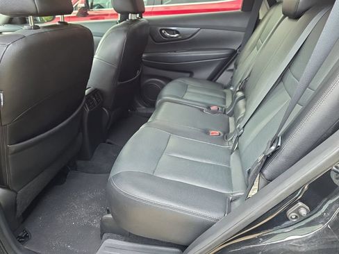 Used 2016 Nissan Rogue SL w/ SL Premium Package FWD image 13