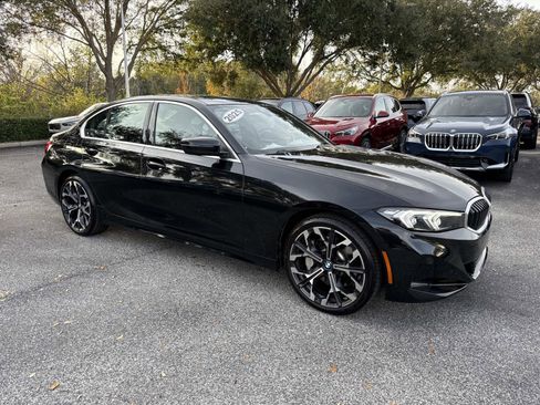 Certified 2025 BMW 330i xDrive Sedan w/ Convenience Package image 2