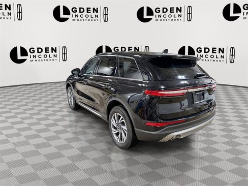 Used 2025 Lincoln Corsair AWD image 6