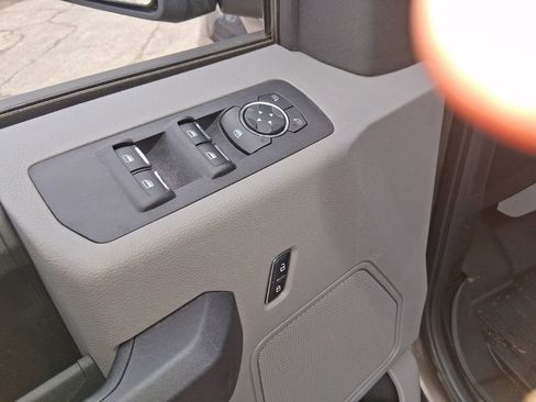 Used 2016 Ford F150 XL w/ Equipment Group 101A Mid image 12