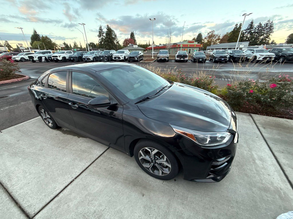 Used 2019 Kia Forte LXS FWD image 4