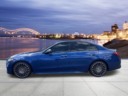 Used 2023 Mercedes-Benz C 300 Sedan image 2