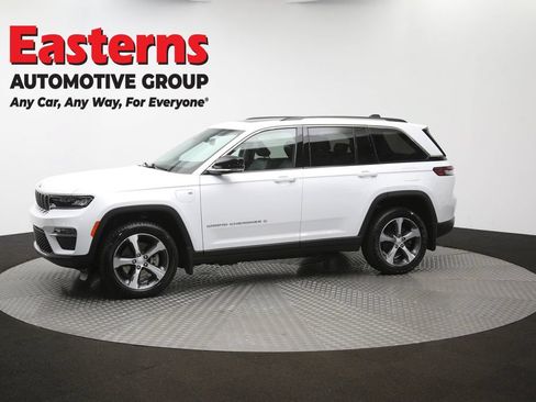 Used 2022 Jeep Grand Cherokee Limited 4xe w/ MOPAR Finishing Package AWD/4WD image 61