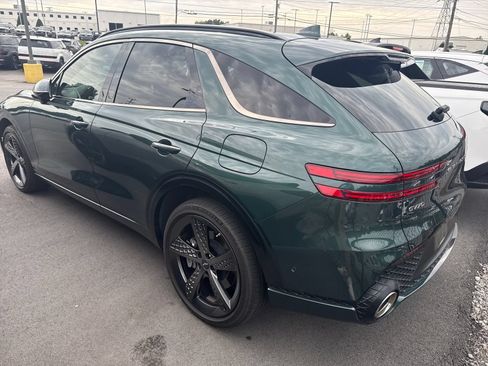 Used 2024 Genesis GV70 2.5T AWD/4WD image 15