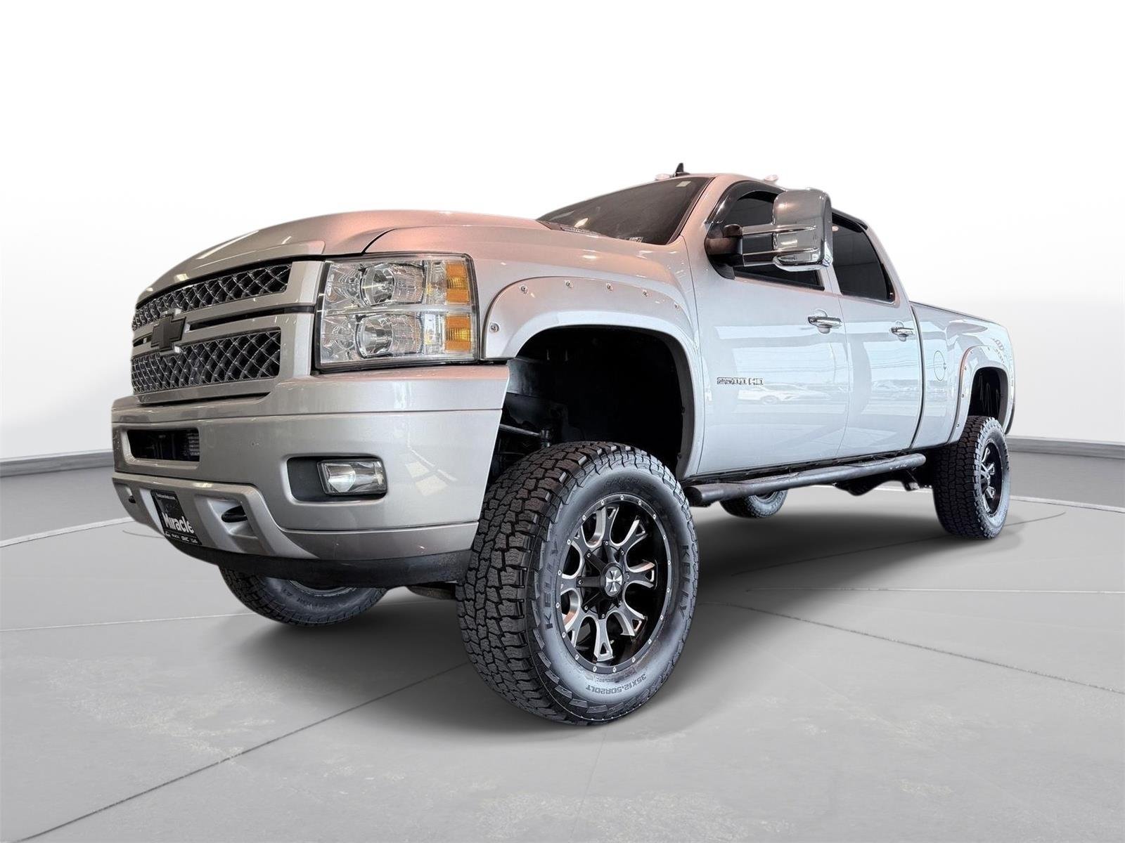 Used 2014 Chevrolet Silverado 2500 LTZ w/ LTZ Plus Package AWD/4WD image 3