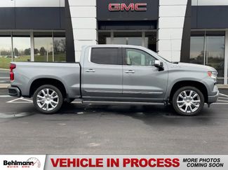 Used 2025 Chevrolet Silverado 1500 High Country w/ Technology Package video 1