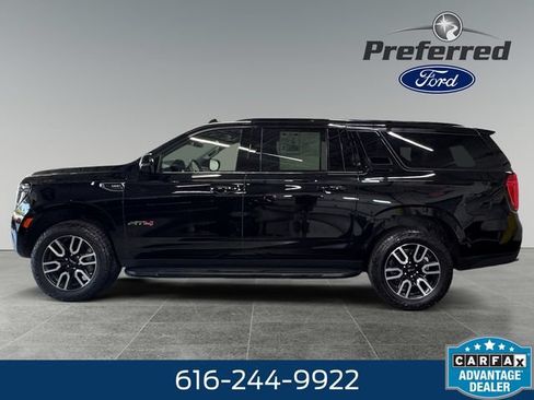 Used 2023 GMC Yukon XL AT4 AWD/4WD image 8