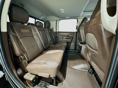 Used 2025 RAM 2500 Limited image 29