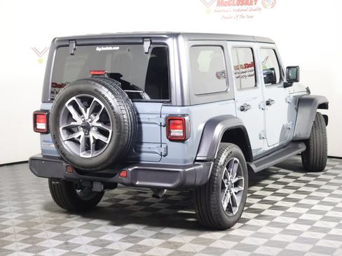 Used 2025 Jeep Wrangler Unlimited Sport S 4xe w/ Convenience Group AWD/4WD image 5