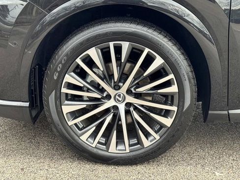 Certified 2024 Lexus RX 350 w/ Convenience Package image 9