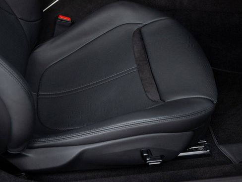 Certified 2024 Ferrari Roma Spider RWD image 47