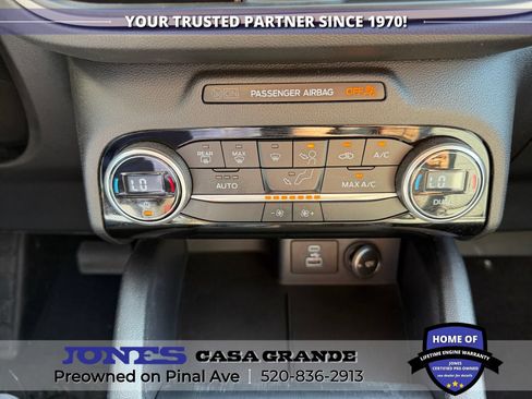 Used 2021 Ford Escape SE FWD image 16