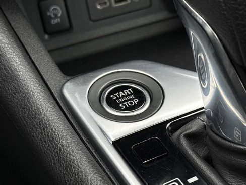 Used 2024 Nissan Sentra SV FWD image 15