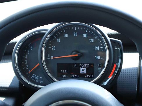Used 2020 MINI Cooper 4-Door Hardtop FWD image 18