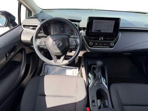 Used 2024 Toyota Corolla LE FWD image 12