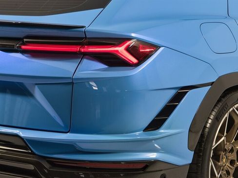 Used 2024 Lamborghini Urus Performante image 39