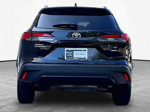 Certified 2025 Toyota Corolla Cross XLE AWD/4WD image 5