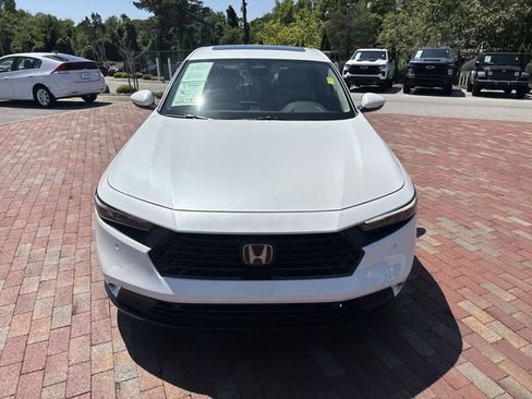 Used 2023 Honda Accord EX-L image 31