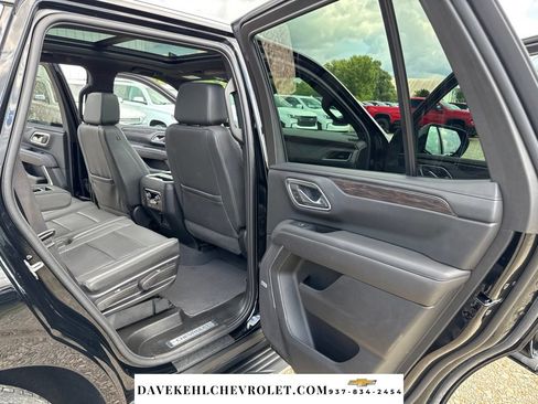 Used 2024 Chevrolet Tahoe LT w/ LT Signature Package AWD/4WD image 29