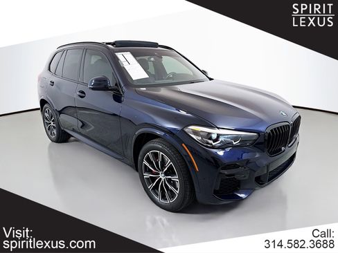 Used 2022 BMW X5 xDrive40i w/ M Sport Package image 1