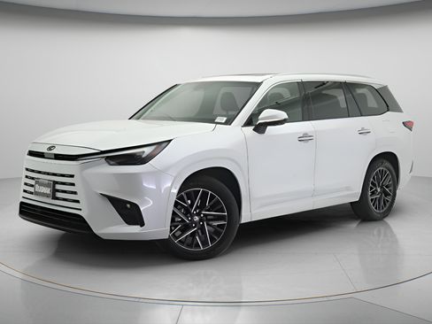 Used 2026 Lexus TX 350 AWD w/ Technology Package image 3