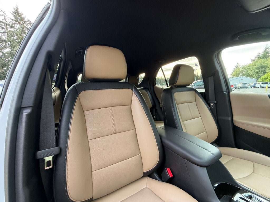 Used 2023 Chevrolet Equinox Premier AWD/4WD image 28