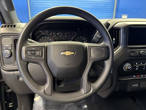 Used 2021 Chevrolet Silverado 1500 Custom RWD image 13