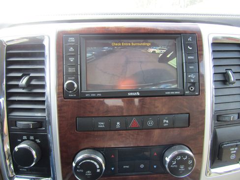 Used 2011 RAM 1500 Laramie image 34